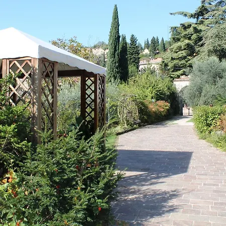 Hotel Residenza Fontana Del Ferro - 2*